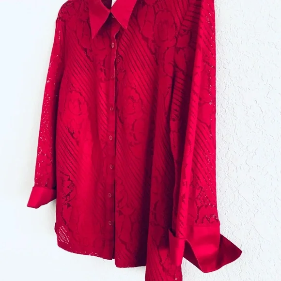 Coldwater Creek Red Lace 2 Piece Button Down Blouse 
Size Large - Picture 4 of 8